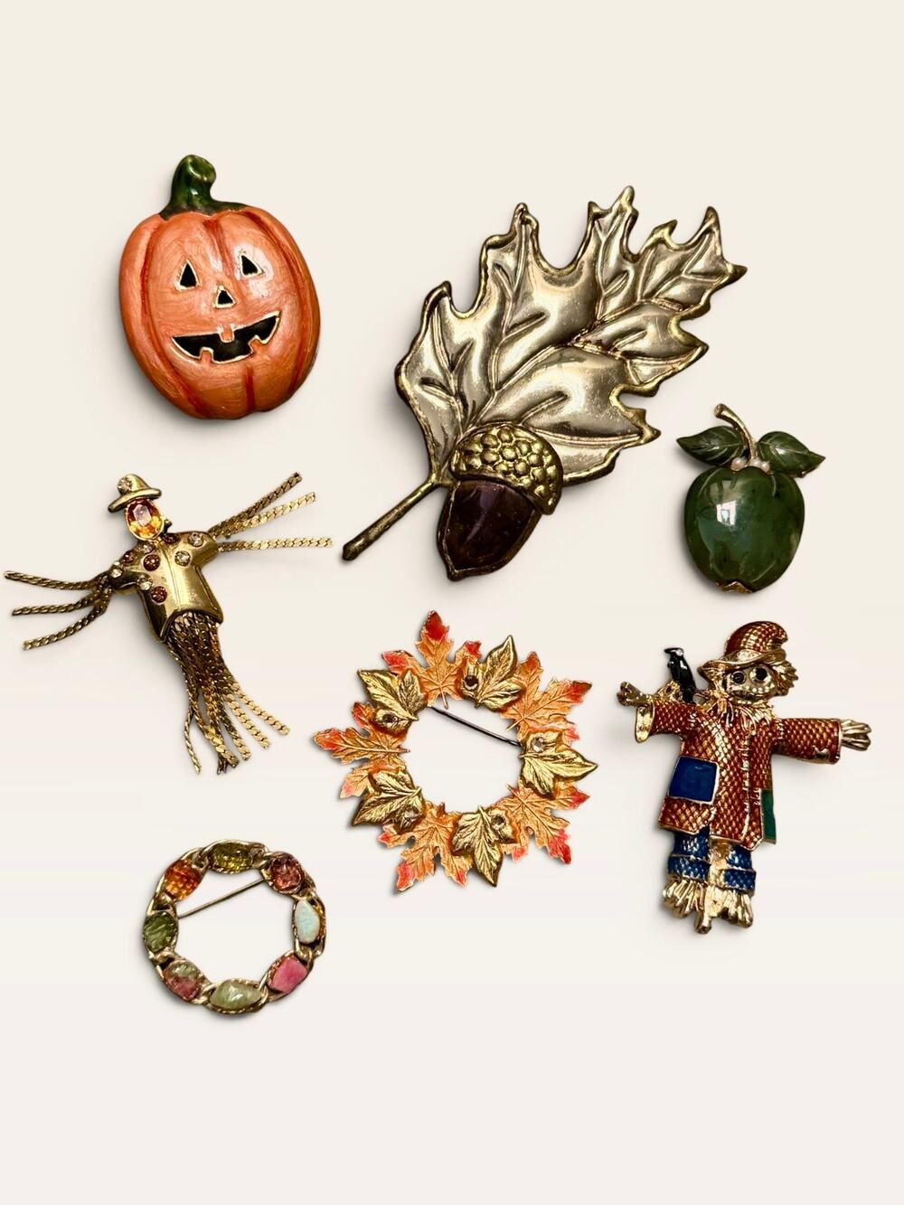 Vintage Fall Brooch Lot 7 Pc Scarecrow Pumpkin Acorn Apple Autumn Leaves JJ